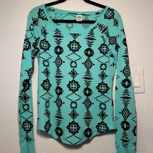 PINK VS Blue Sleep Shirt w Black Geometric Pattern